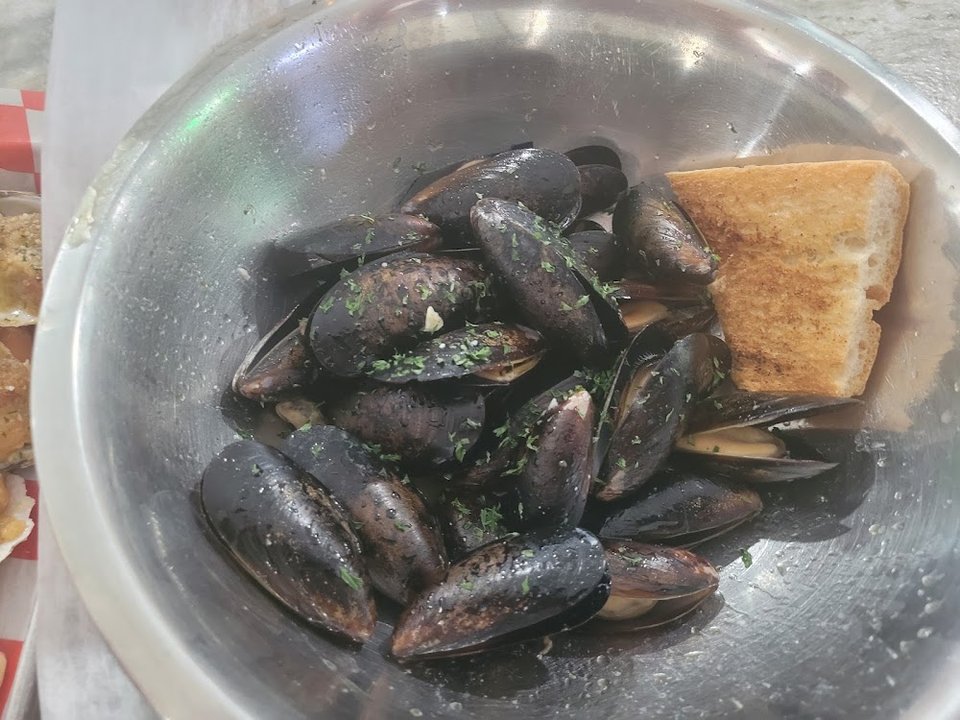 Butter & Garlic Mussels